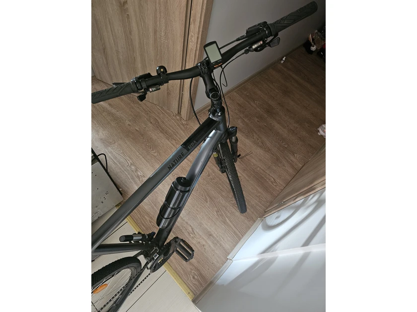 Pajusk greitį su 62cm lengvu Cube Nature dviračiu||Cube Nature XXL: hidraulika, amortizacija ir 28